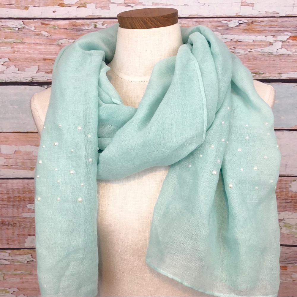 NEW Charming Charlie Mint Pearl Accent Scarf